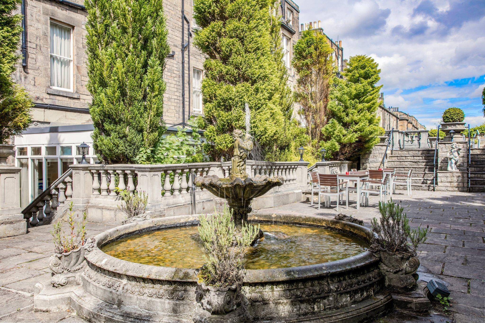 Voco Edinburgh - Royal Terrace By Ihg Hotel Exterior photo