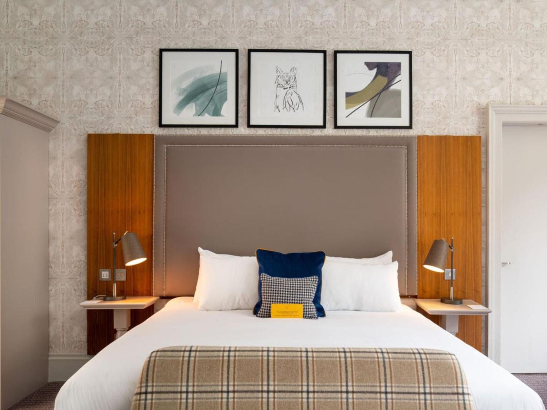 Voco Edinburgh - Royal Terrace By Ihg Hotel Exterior photo