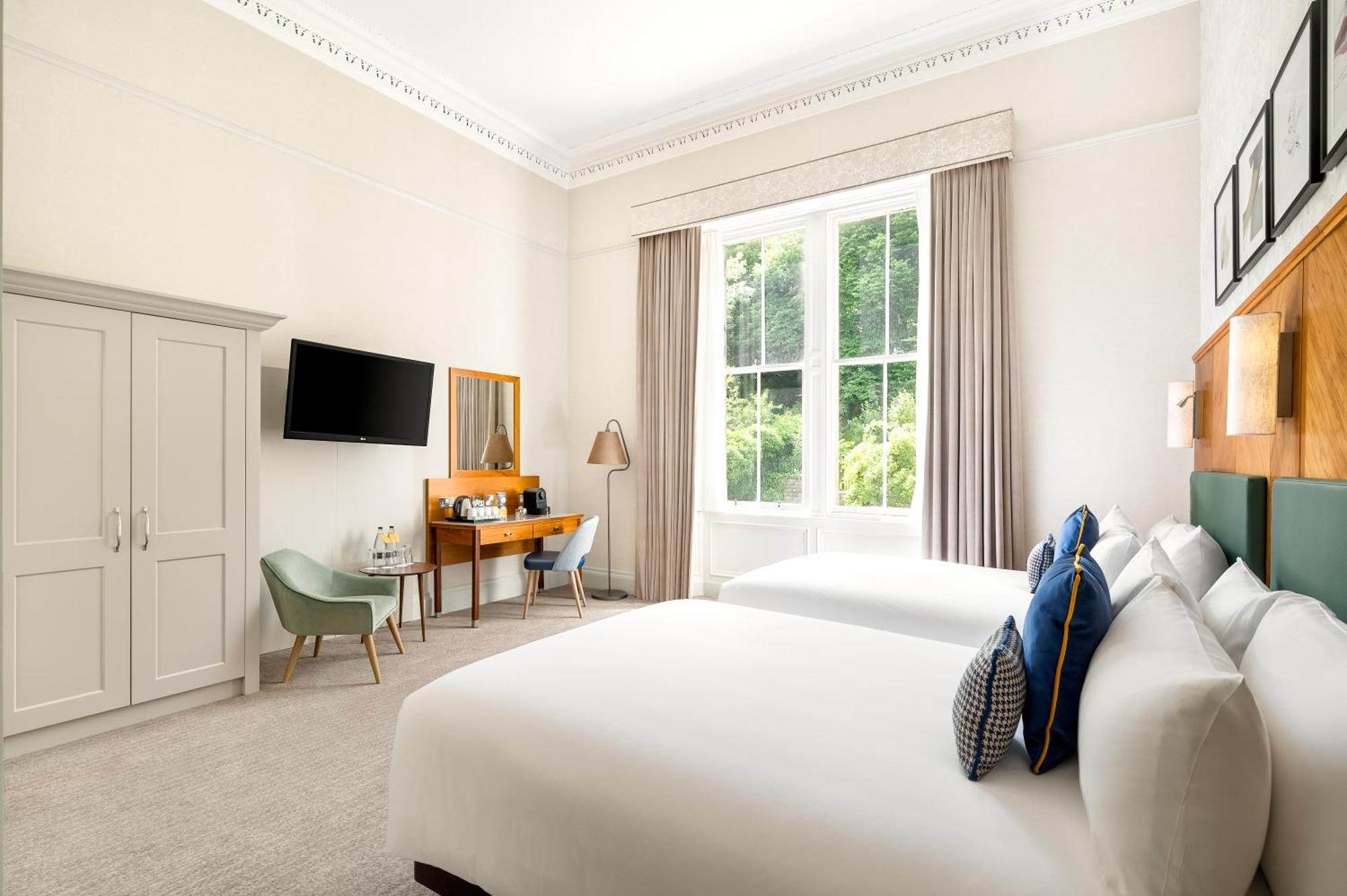 Voco Edinburgh - Royal Terrace By Ihg Hotel Exterior photo