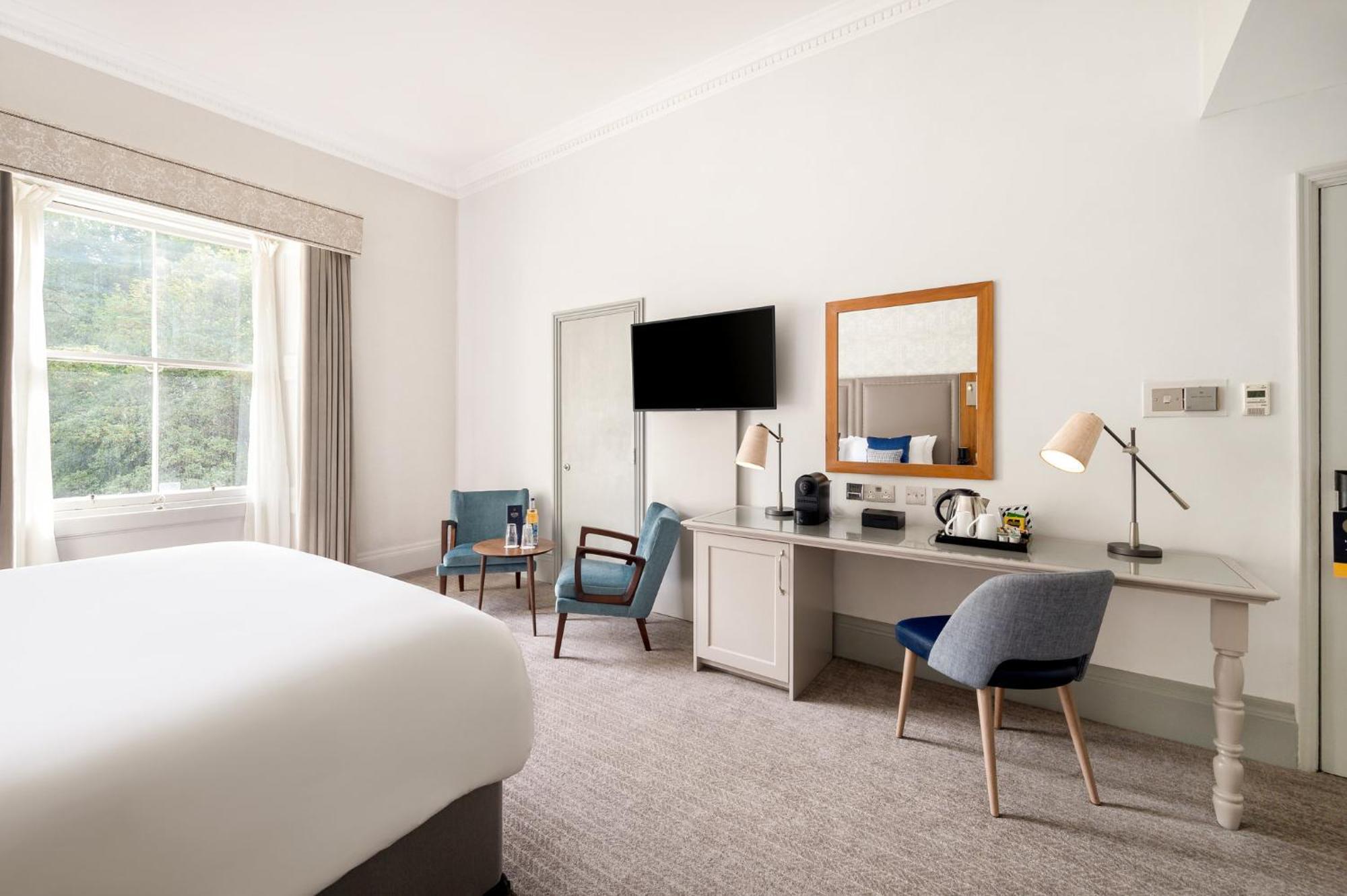 Voco Edinburgh - Royal Terrace By Ihg Hotel Exterior photo